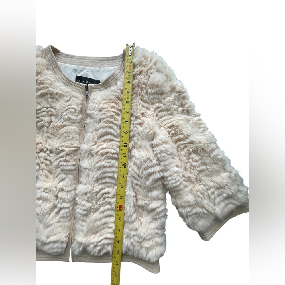 Dana Stein 100% Rabbit Fur &
Lambskin Jacket - Size XS - Picture 7 of 12